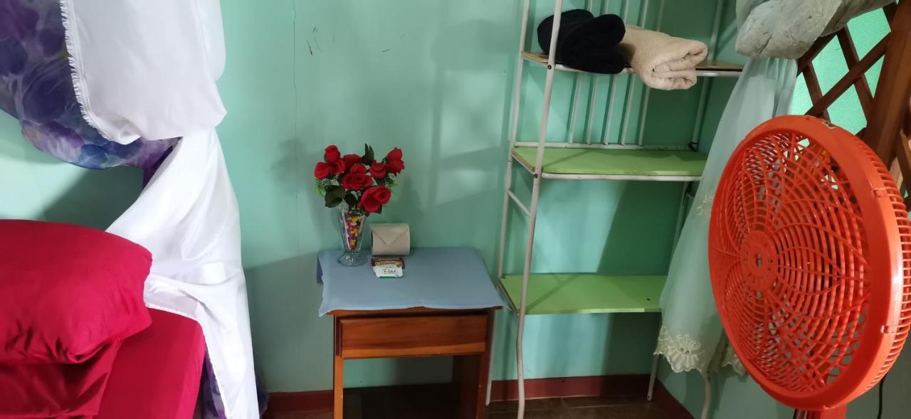Cabinas Mitchaelle'S Puerto Viejo de Talamanca Екстер'єр фото
