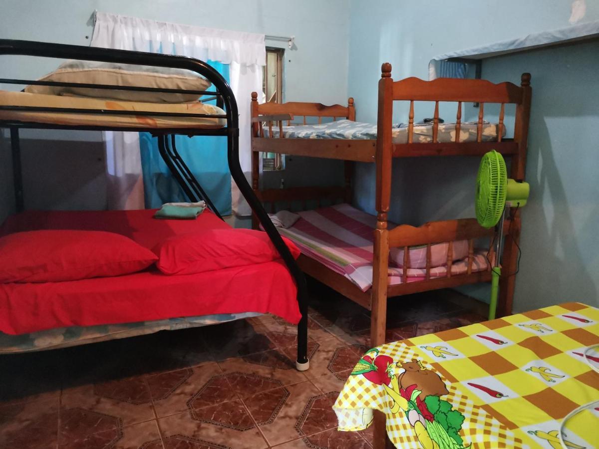 Cabinas Mitchaelle'S Puerto Viejo de Talamanca Екстер'єр фото