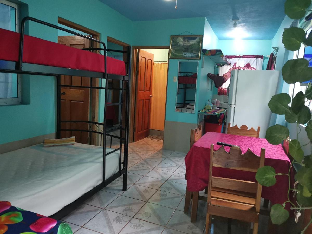 Cabinas Mitchaelle'S Puerto Viejo de Talamanca Екстер'єр фото