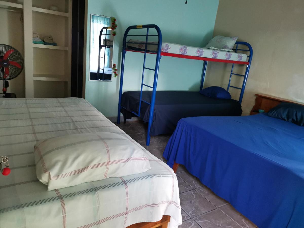 Cabinas Mitchaelle'S Puerto Viejo de Talamanca Екстер'єр фото